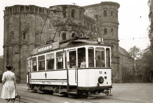 Neue Straßenbahnen 1928