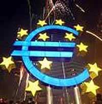 Bild: Der Euro wird eingeführt